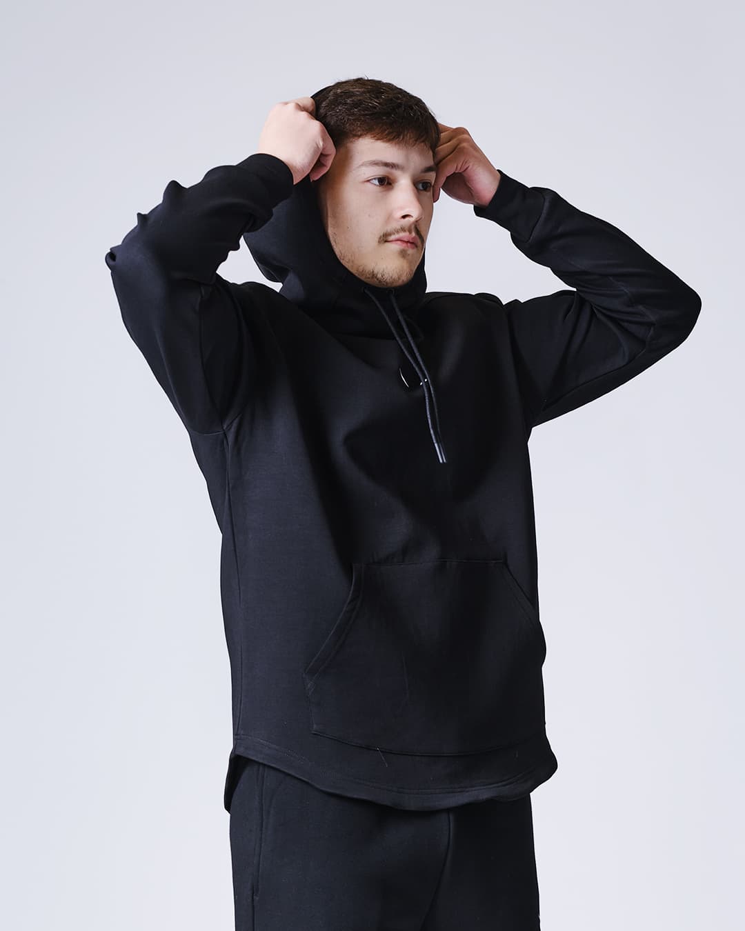 Sweatshirt à Capuche ELION Beaurepaire Noir - Image 5