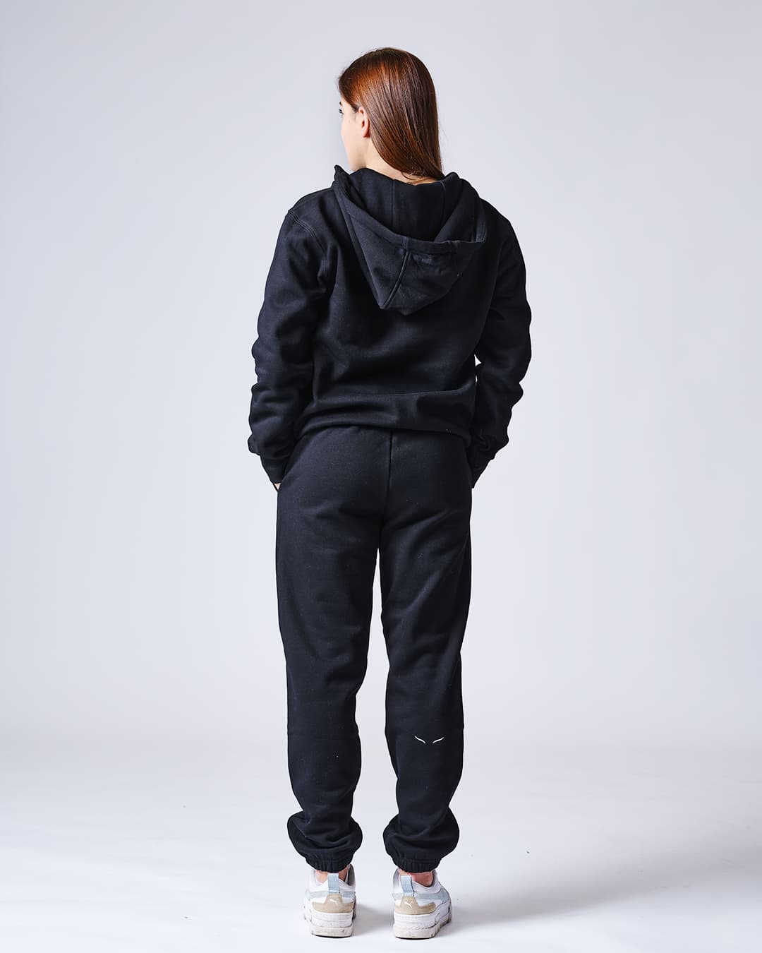 Sweatshirt à Capuche ELION Turenne Noir - Image 8