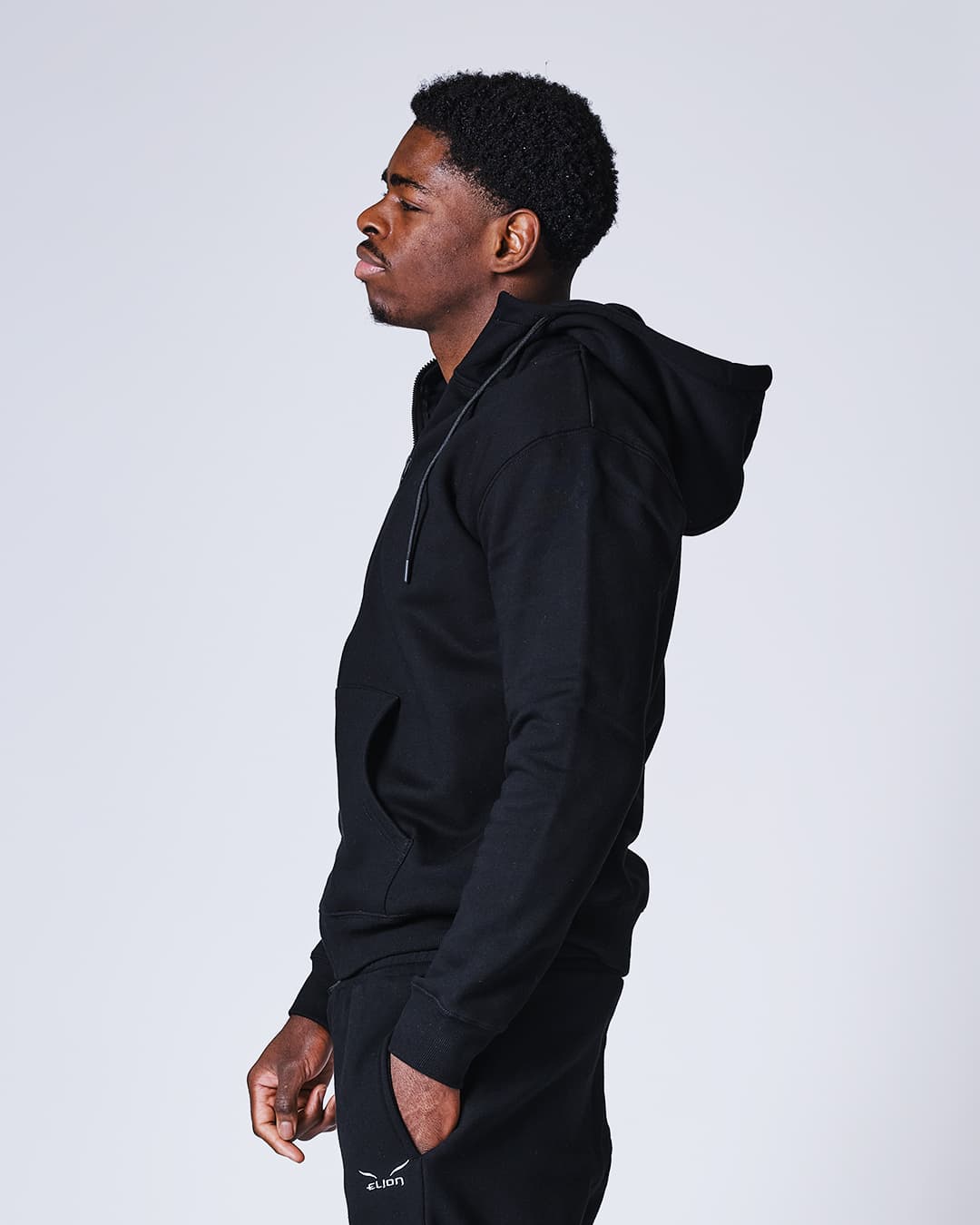 Sweatshirt à Capuche ELION Turenne Noir - Image 4