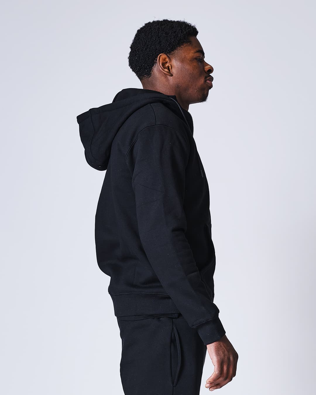 Sweatshirt à Capuche ELION Turenne Noir - Image 6