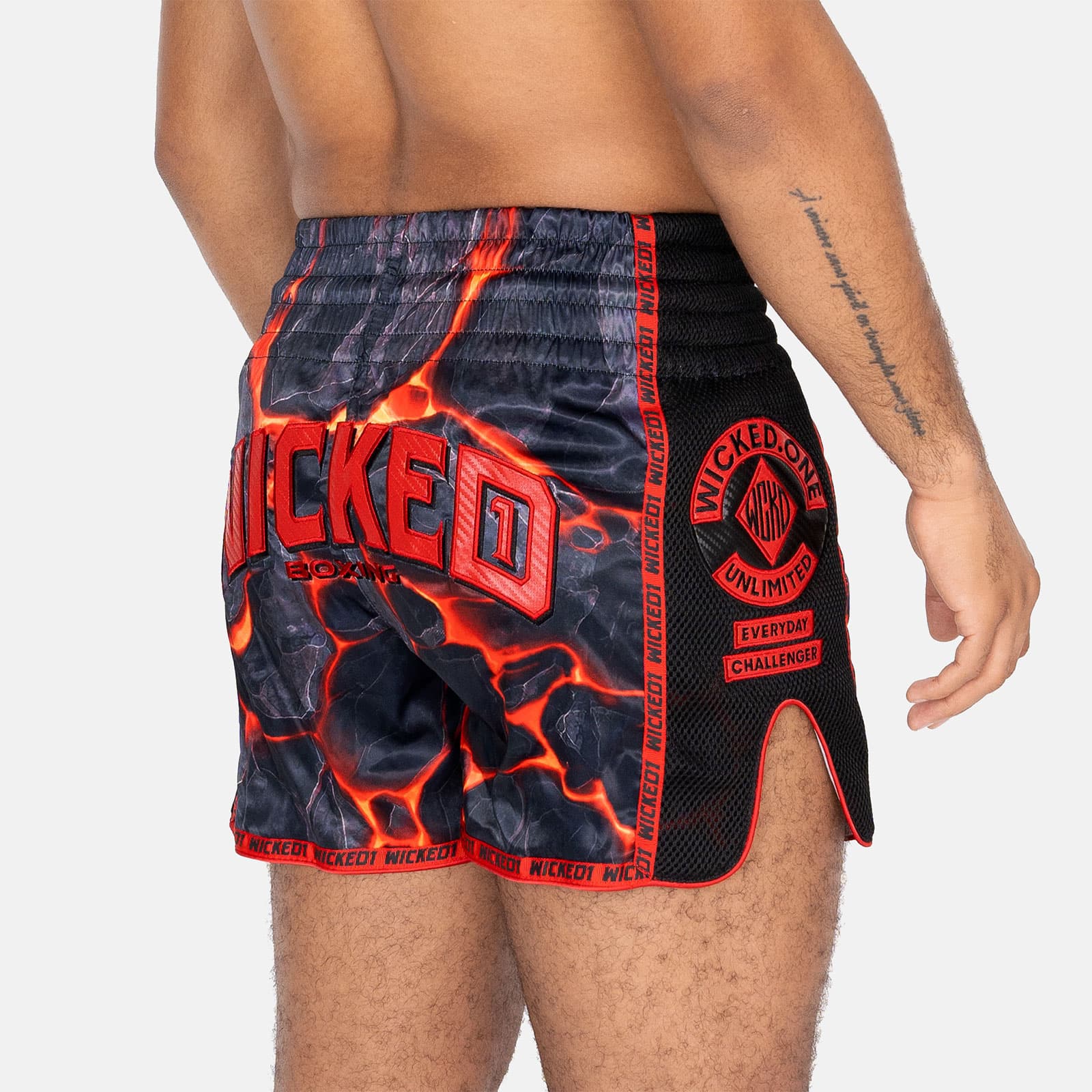 Short de Boxe Thaï Wicked One MAGMA ROUGE - Image 3
