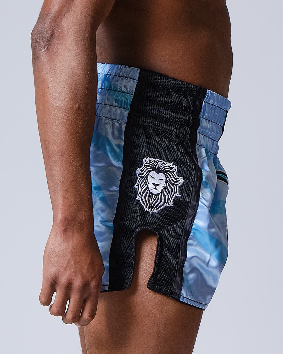 Short de Boxe Thaï ELION Raja-Sky Blue - Image 2