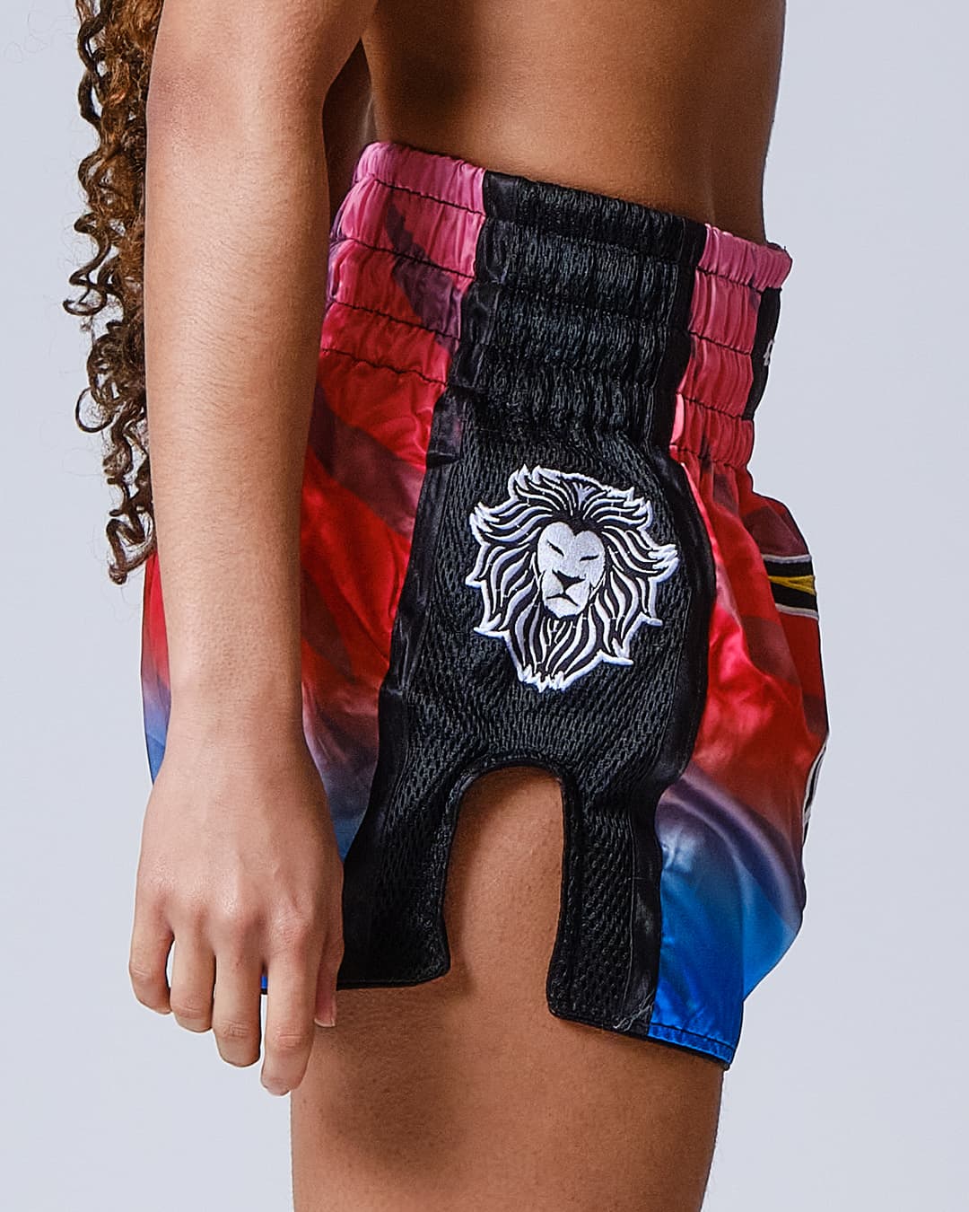 Short de Boxe Thaï ELION Raja-Rouge/Bleu - Image 7