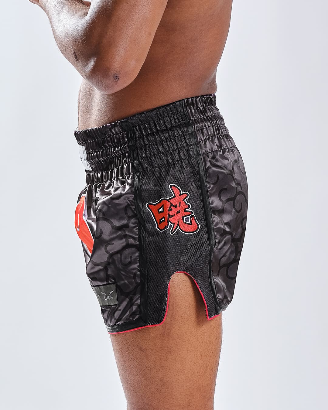 Short de Boxe Thaï NARUTO X ELION AKATSUKI Noir/Rouge - Image 3