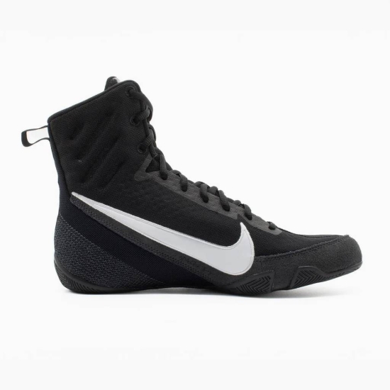 Chaussures  NIKE Machomai 3  Noir/Blanche 001